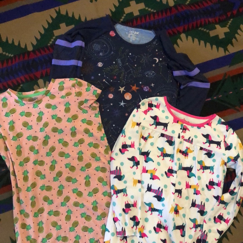 Bundle of 3 girls 10/12 nightgowns 💕